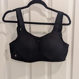 EUC Livi Active 36DD medium no under wire sports bra- black